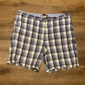 Chaps‎ plaid shorts 42